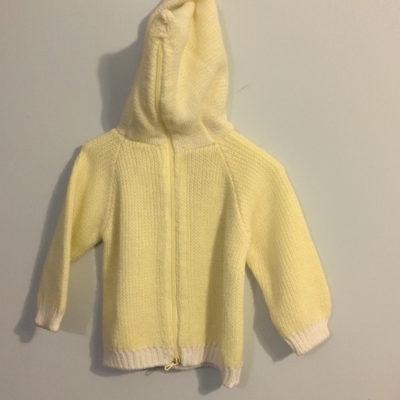 🤗 Sweater 🤗 - Picture 2 of 6